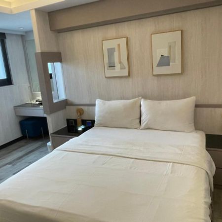 桃 行旅 Hotell Taipei Exteriör bild