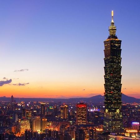 桃 行旅 Hotell Taipei Exteriör bild